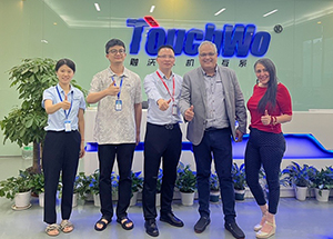 Партнер шість