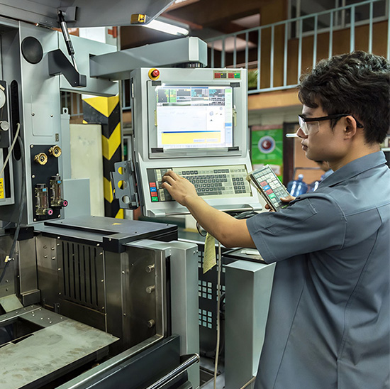 Oil-Resistant Industrial Touch Displays